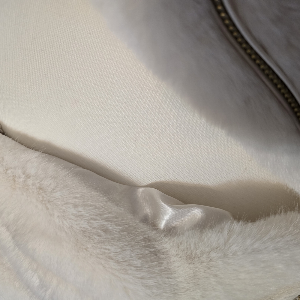 Jacket with Fuzzy Texture - Picture 3 of 6